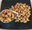 Il sesamo croccante dell'OEM ha ricoperto gli anacardii arrostiti non fa un spuntino colore di alimento Fried Nut croccante in buona salute