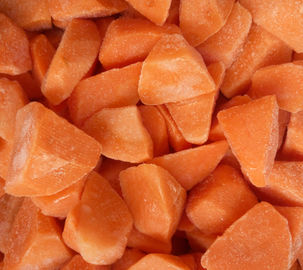 Flusso trattato congelato tagliato congelato contenuto nutrizioni complete della verdura fresca delle carote