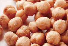 Crunchi di soia biologici cotti a forno Nutritivo Denso di proteine Snack Ideale per i produttori di alimenti e prodotti orientati alla salute