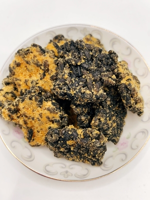 Guoba d'oro nero Tuorlo d'uovo salato e filo di maiale Sapore Rice Cracker Mix Riso croccante Crusta di riso fritto