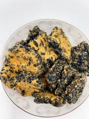 Guoba d'oro nero Tuorlo d'uovo salato e filo di maiale Sapore Rice Cracker Mix Riso croccante Crusta di riso fritto