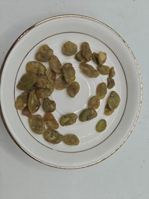 Chips di fagioli verdi di oro nero con infusione di aglio