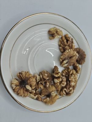 Noccioline non salate torrefatte di qualità superiore