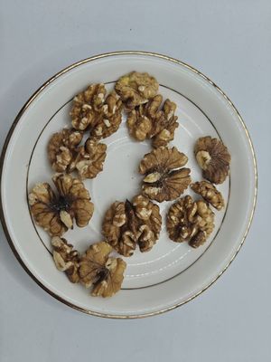 Noccioline non salate torrefatte di qualità superiore