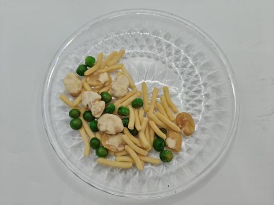 Fregate di gamberetti e fagioli miscelate al sale