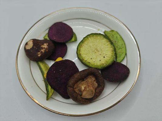Scopri la perfetta combinazione di ingredienti naturali: Macadamia tostata con VEGE MIX VF