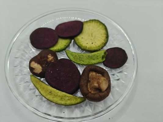 Scopri la perfetta combinazione di ingredienti naturali: Macadamia tostata con VEGE MIX VF