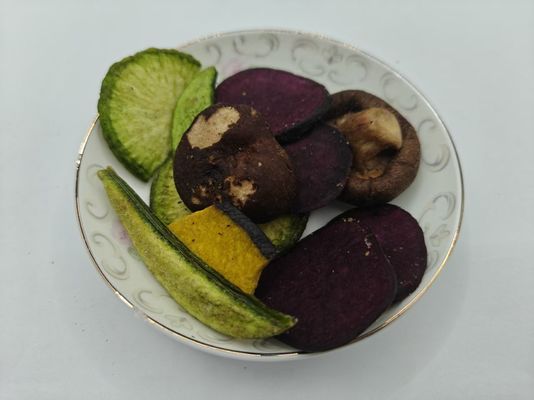 Scopri la perfetta combinazione di ingredienti naturali: Macadamia tostata con VEGE MIX VF