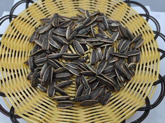 Semi di girasole al gusto originale e aceto di sale