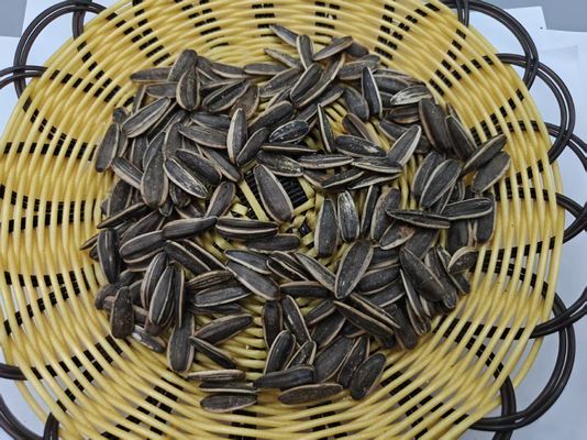 Semi di girasole al gusto originale e aceto di sale