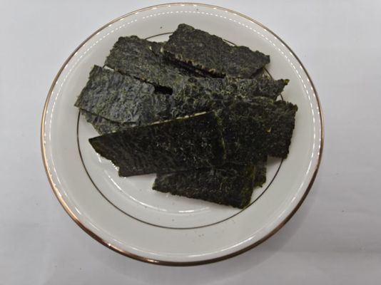 Snack croccante alle alghe delizioso e salutare