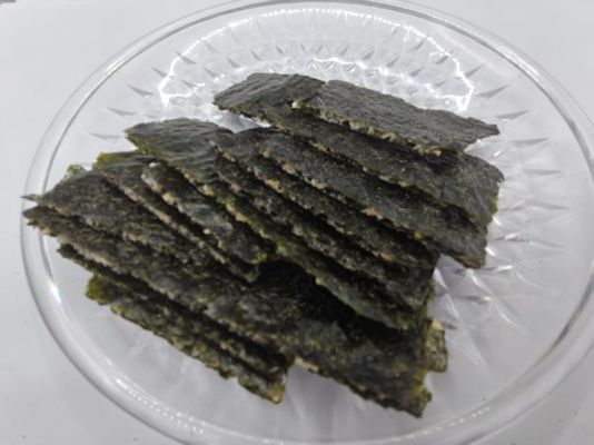 Snack croccante alle alghe delizioso e salutare