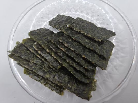 Snack croccante alle alghe delizioso e salutare