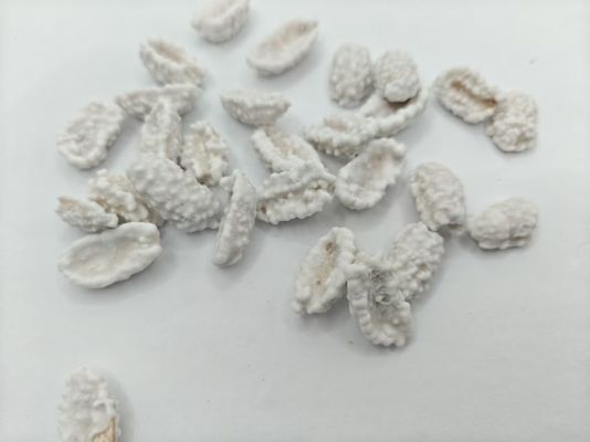 Pacchi di arachidi ricoperti di latte ricoperti di proteine