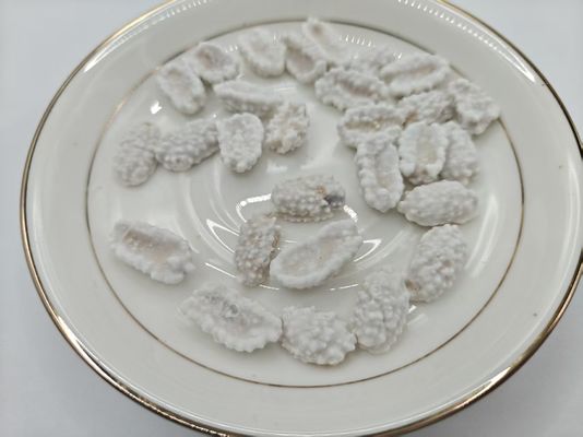 Pacchi di arachidi ricoperti di latte ricoperti di proteine