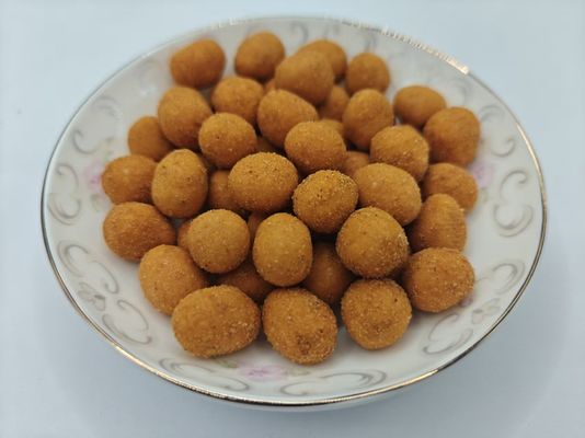 Arachidi con un rivestimento piccante e un sapore aromatico