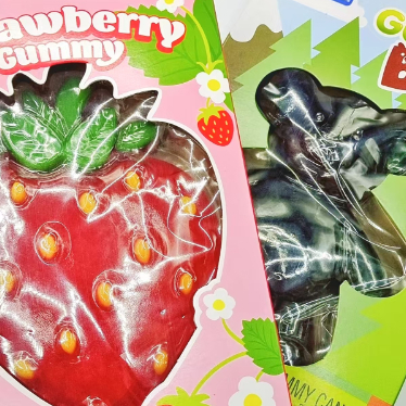 Prelibatezze gommose con sapore di frutta con forme giganti e nuove