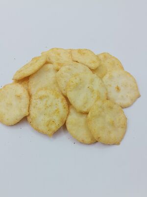 Cracker di riso di prima qualità con una consistenza leggera e croccante confezionati singolarmente per la freschezza