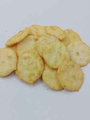 Cracker di riso di prima qualità con una consistenza leggera e croccante confezionati singolarmente per la freschezza