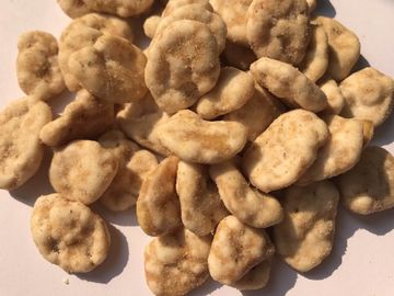 Spuntino della fava contenuto vitamine, termine d'esecuzione croccante delle fave bruscamente