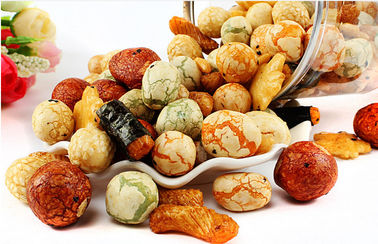 Preparato di soffio del cracker del riso del Wasabi, cracker squisiti del riso di gusto croccante con i dadi 