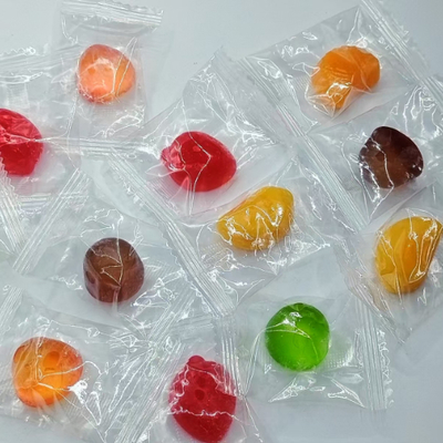 Caramelle gommose colorate confezionate singolarmente per feste, eventi e piacere quotidiano